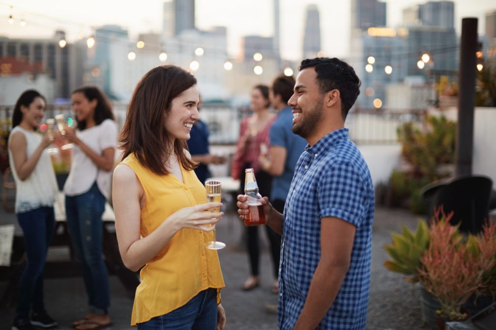 How to Build Emotional Intimacy While Dating